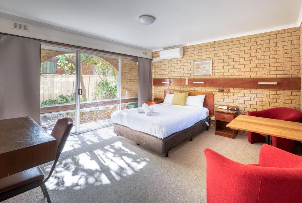 Motel Mid Motor 3*