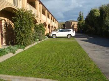 Mid Motor Colac