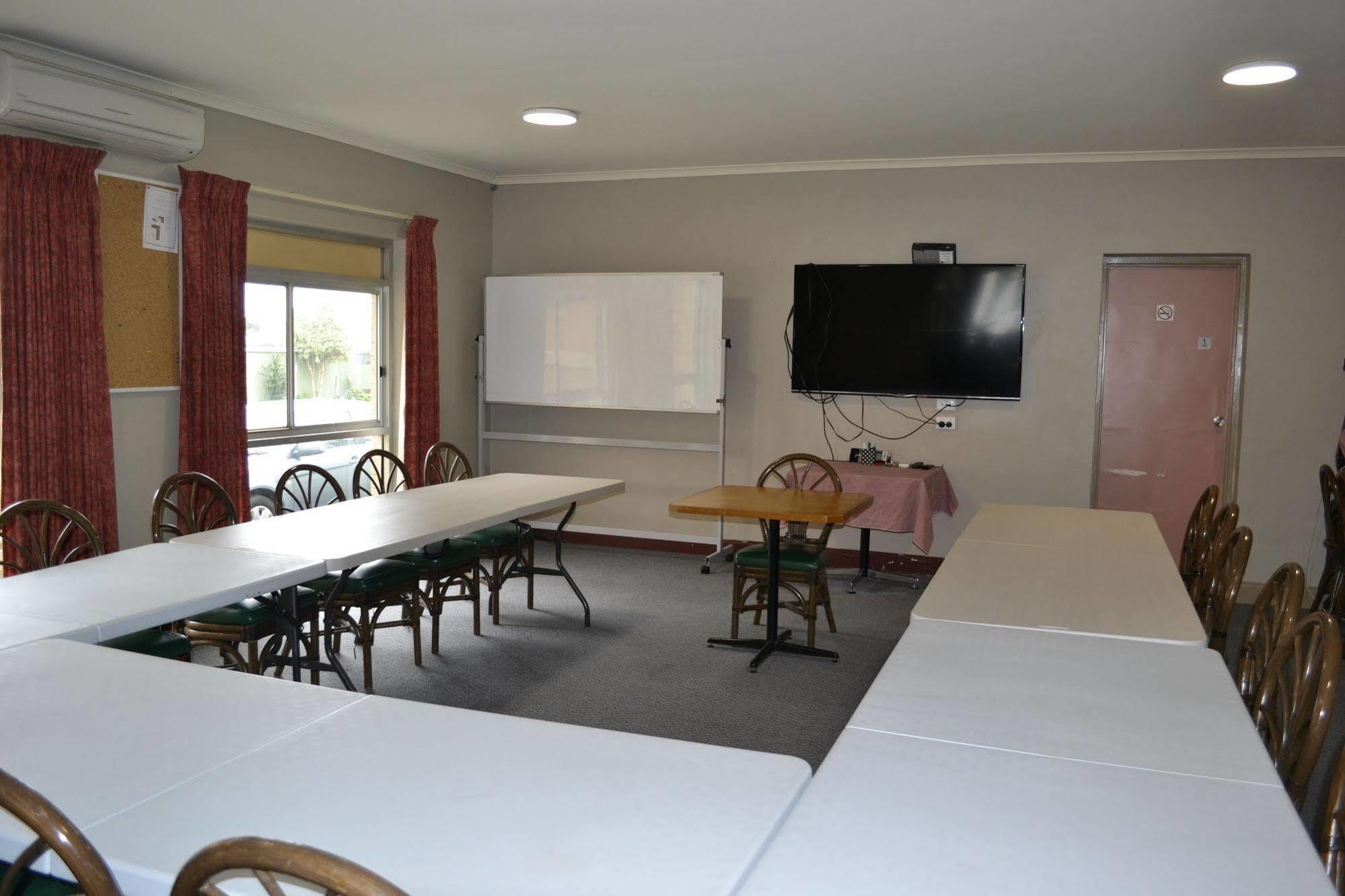 Motel Mid Motor 3*