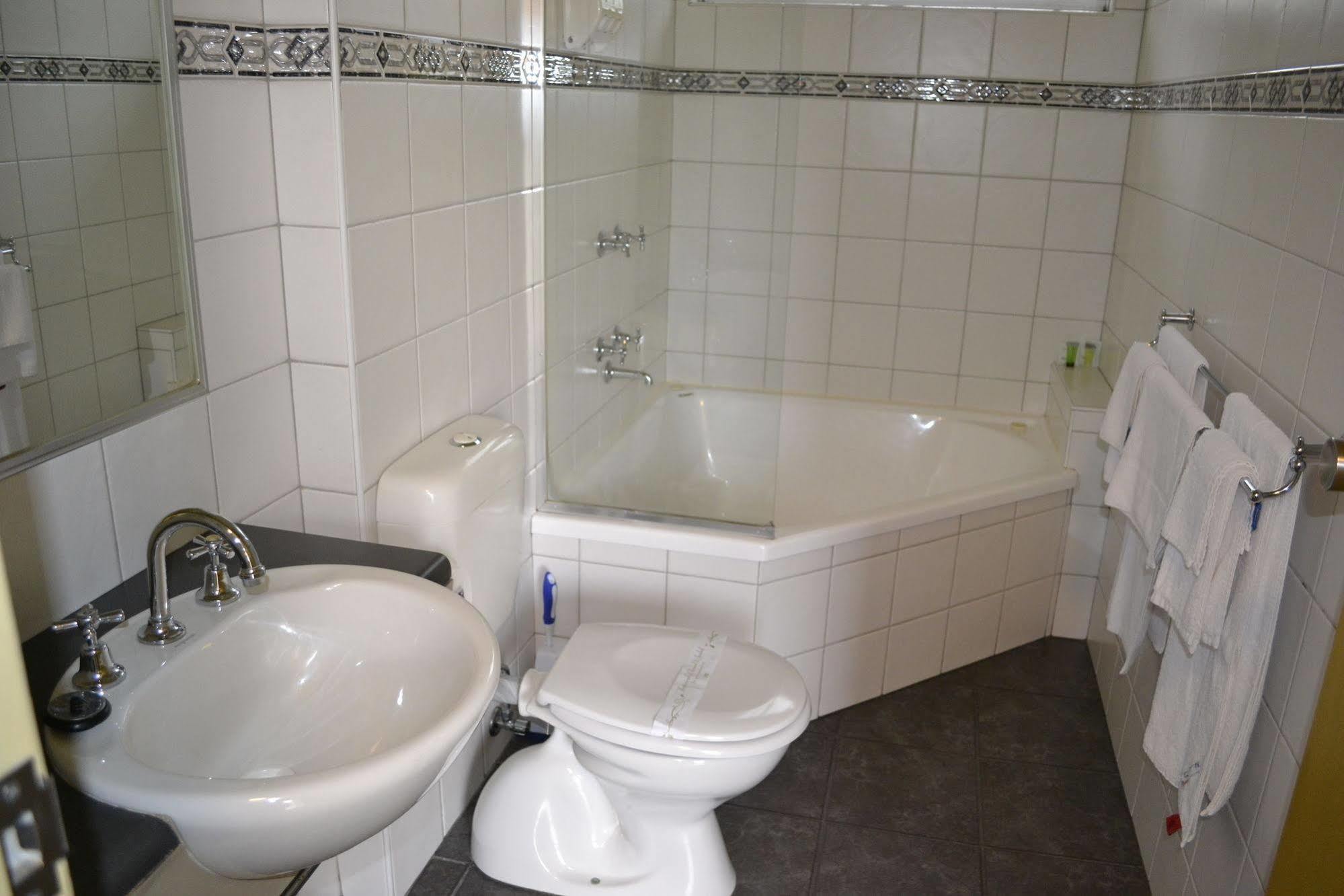 Motel Mid Motor 3*