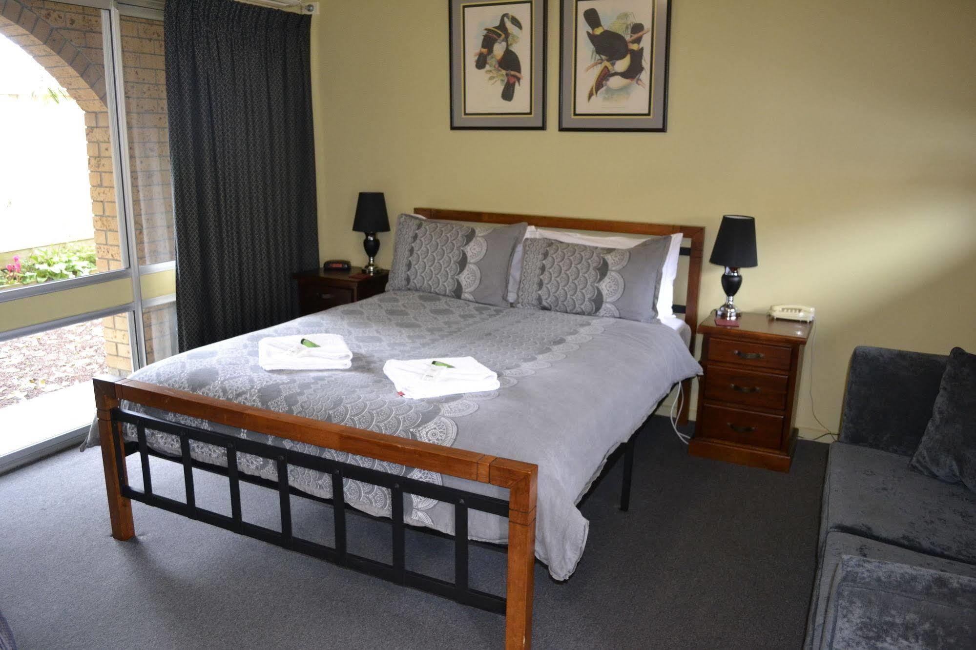 Motel Mid Motor 3*