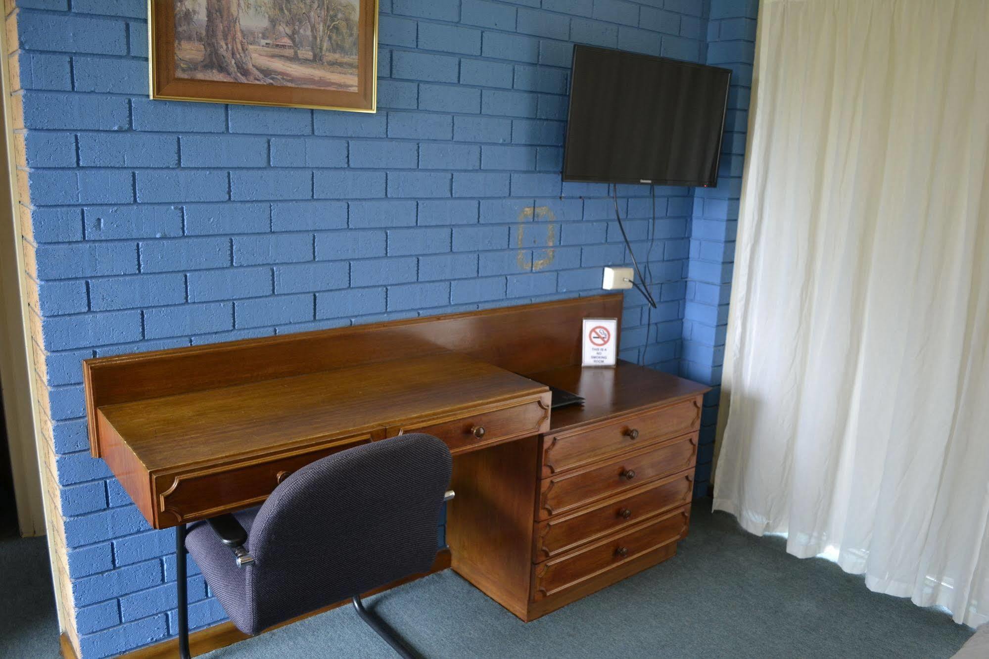 Motel Mid Motor 3*